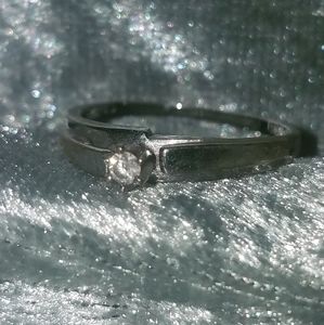 1/8 kt Diamond Ring